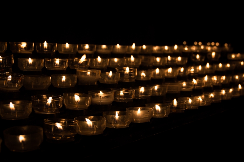 funeraire-ST LAURENT DU VAR-min_candle-1068948